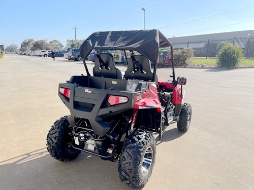 200cc Challenger utv