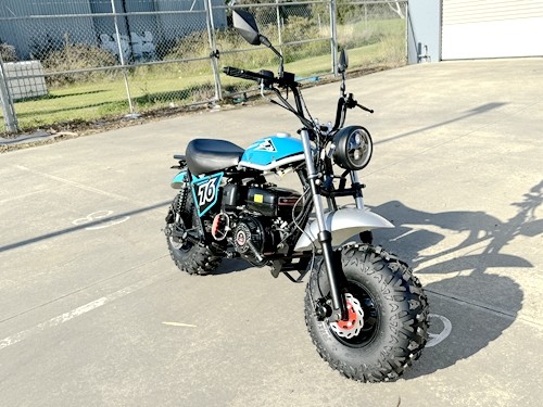 MB200X TrailMaster Hurricane Mini Bike Coleman Full sized REC-REG E-start BLACK